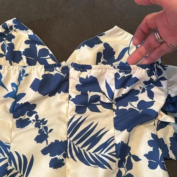 SOLD Women’s Summer Floral Halter Neck Maxi Dress with Ruffles Size L NWOT - Picture 11 of 13